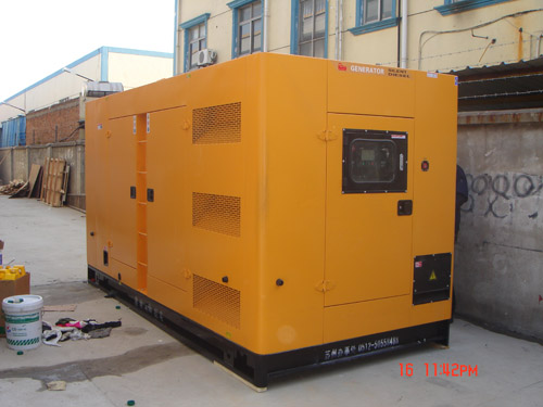 200KW发电机出租